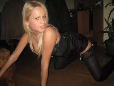 Reiche Damen Bezahlt Geld Fùr Sextreff Betzdorf